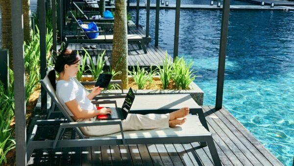 expat invest